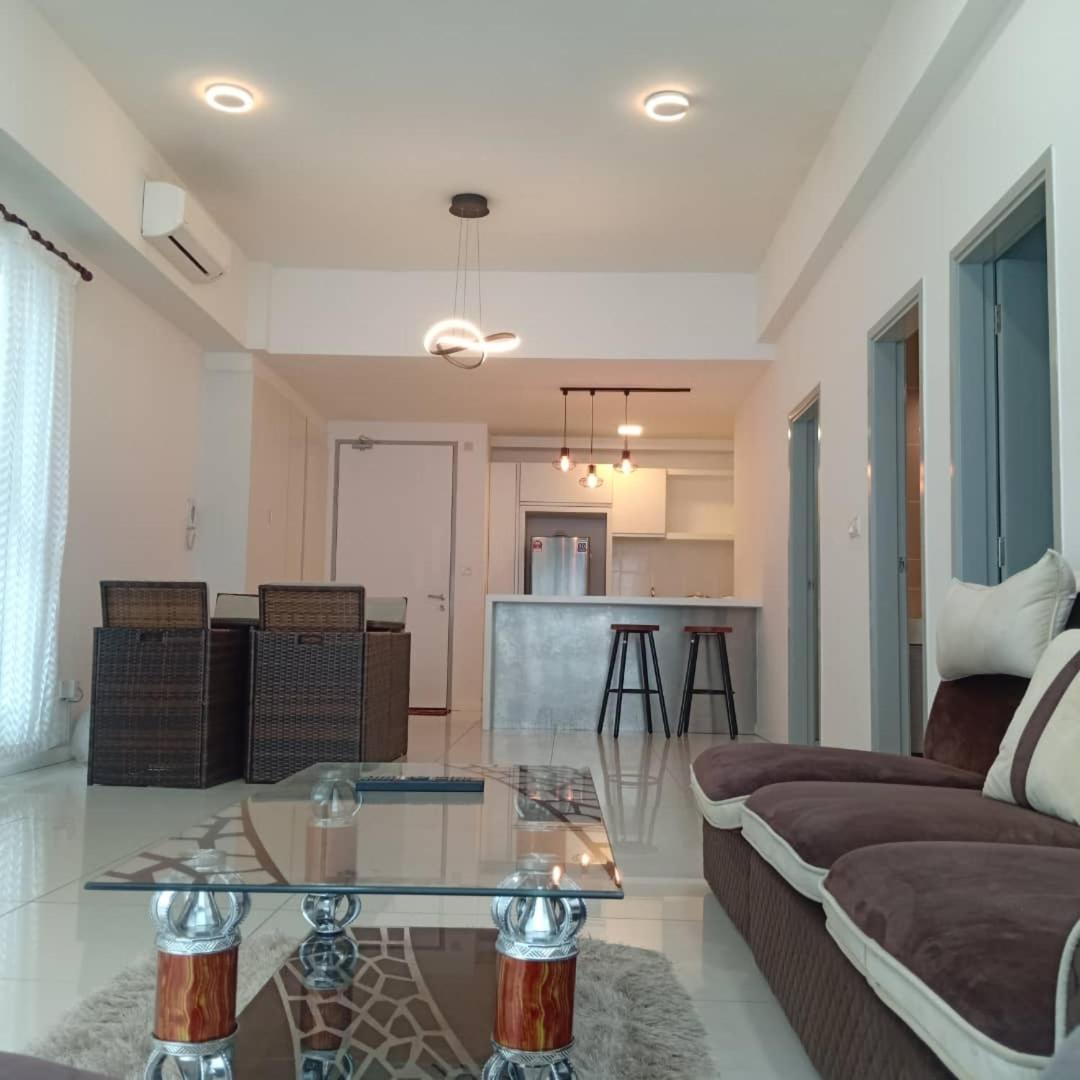 Sutera Avenue Corner Lot Pangsapuri